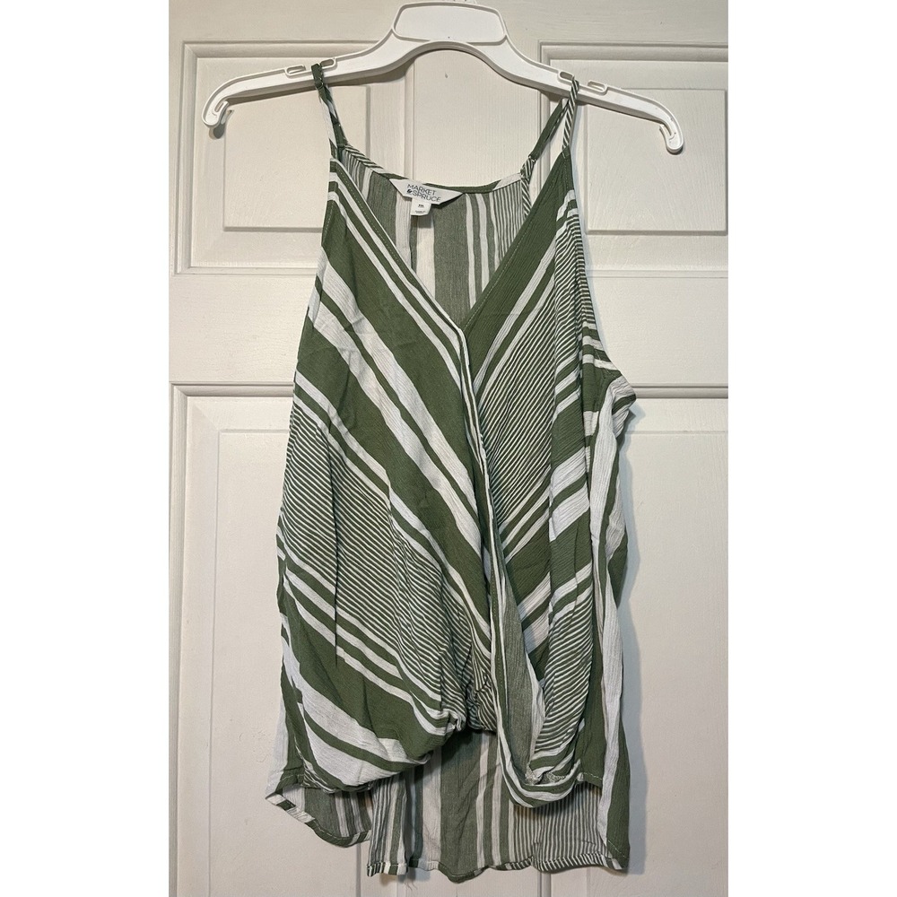 Market And Spruce Green And White‎ Chevron Crossover Tank Women's XXL